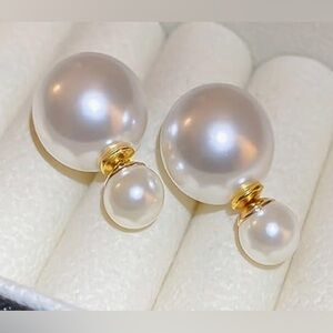 Cute Nordstrom 14KT Gold  Dip Shimmering pearl Two face earrings